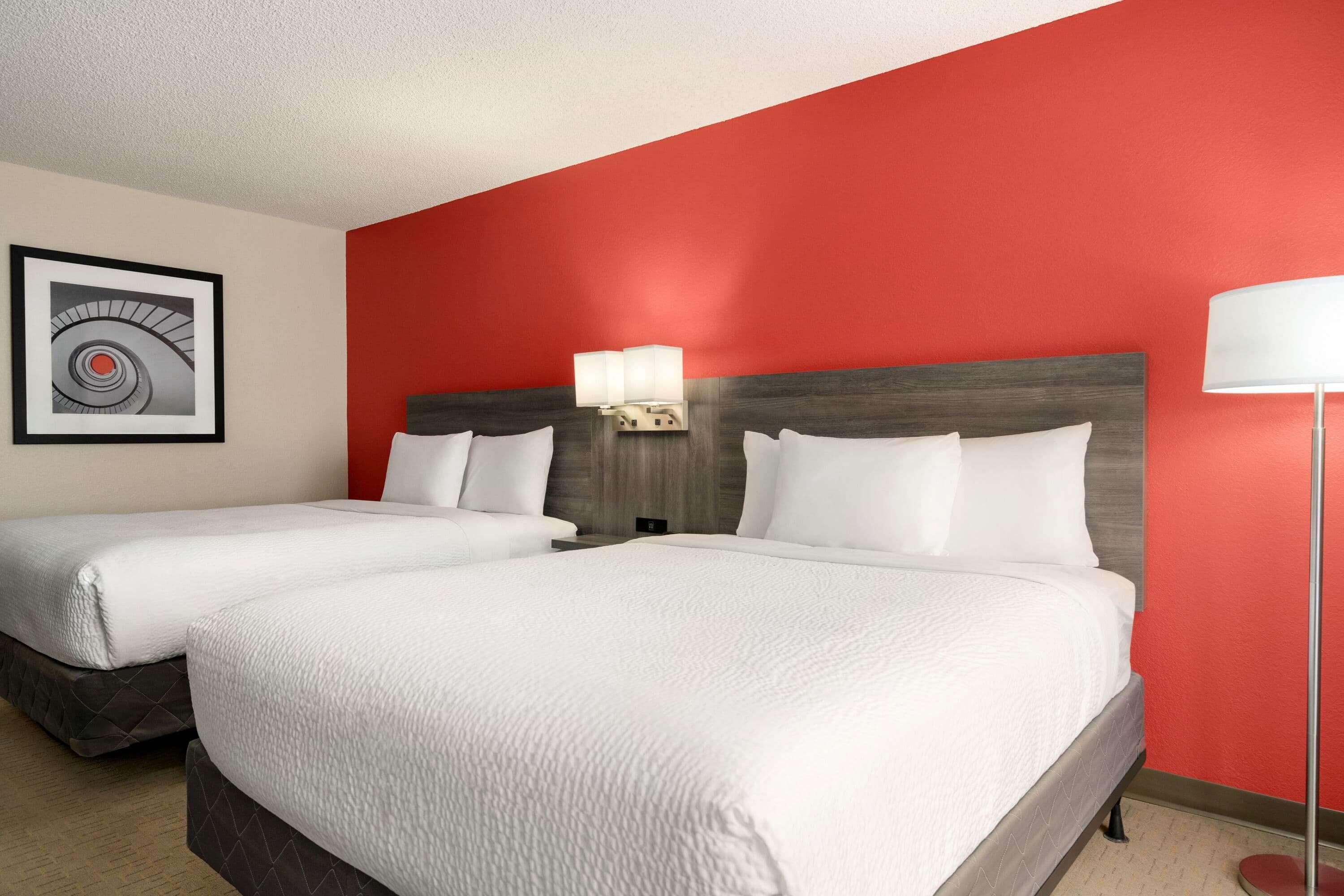 Hotel Ramada By Wyndham Tucson Airport à Drexel Heights Extérieur photo