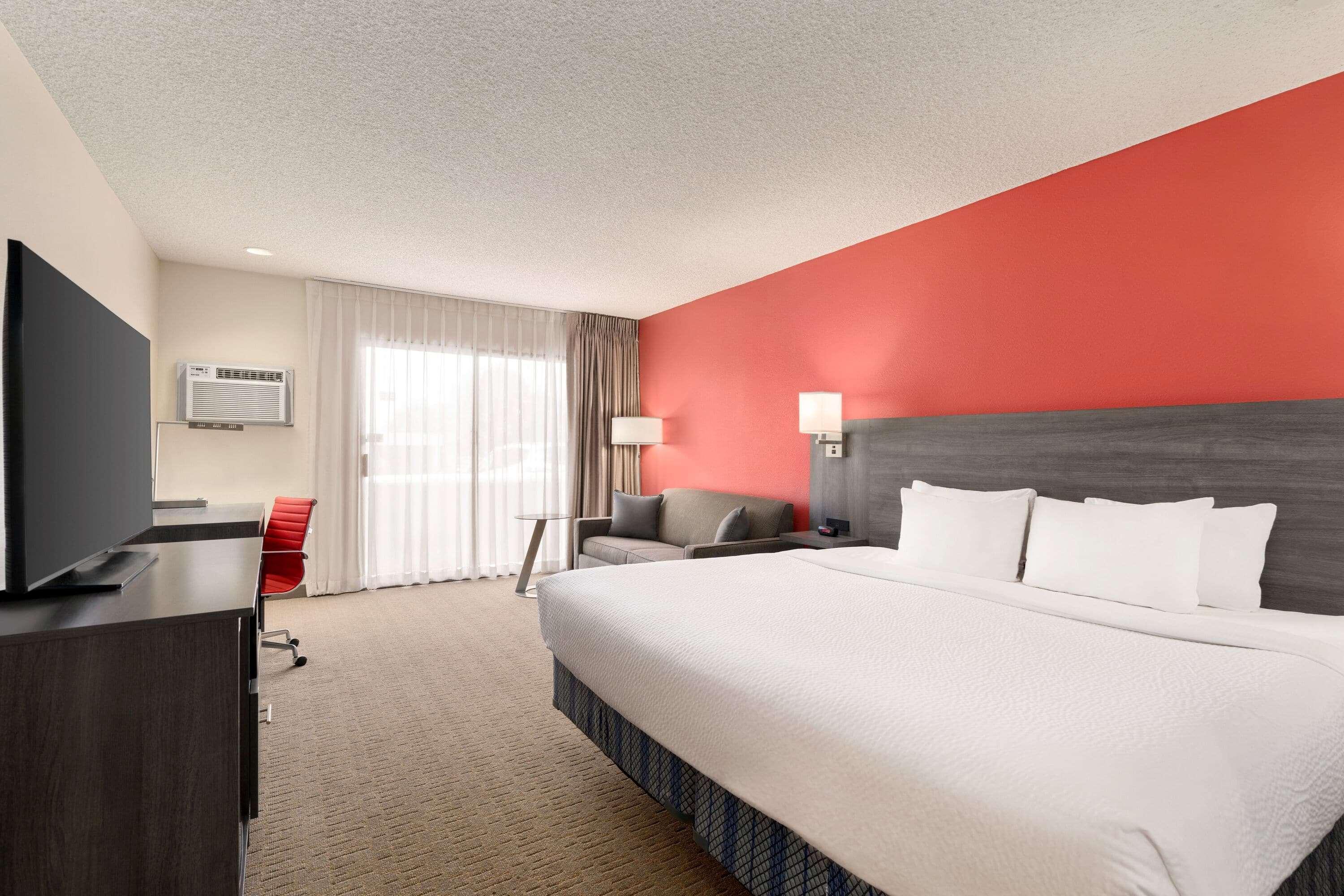 Hotel Ramada By Wyndham Tucson Airport à Drexel Heights Extérieur photo