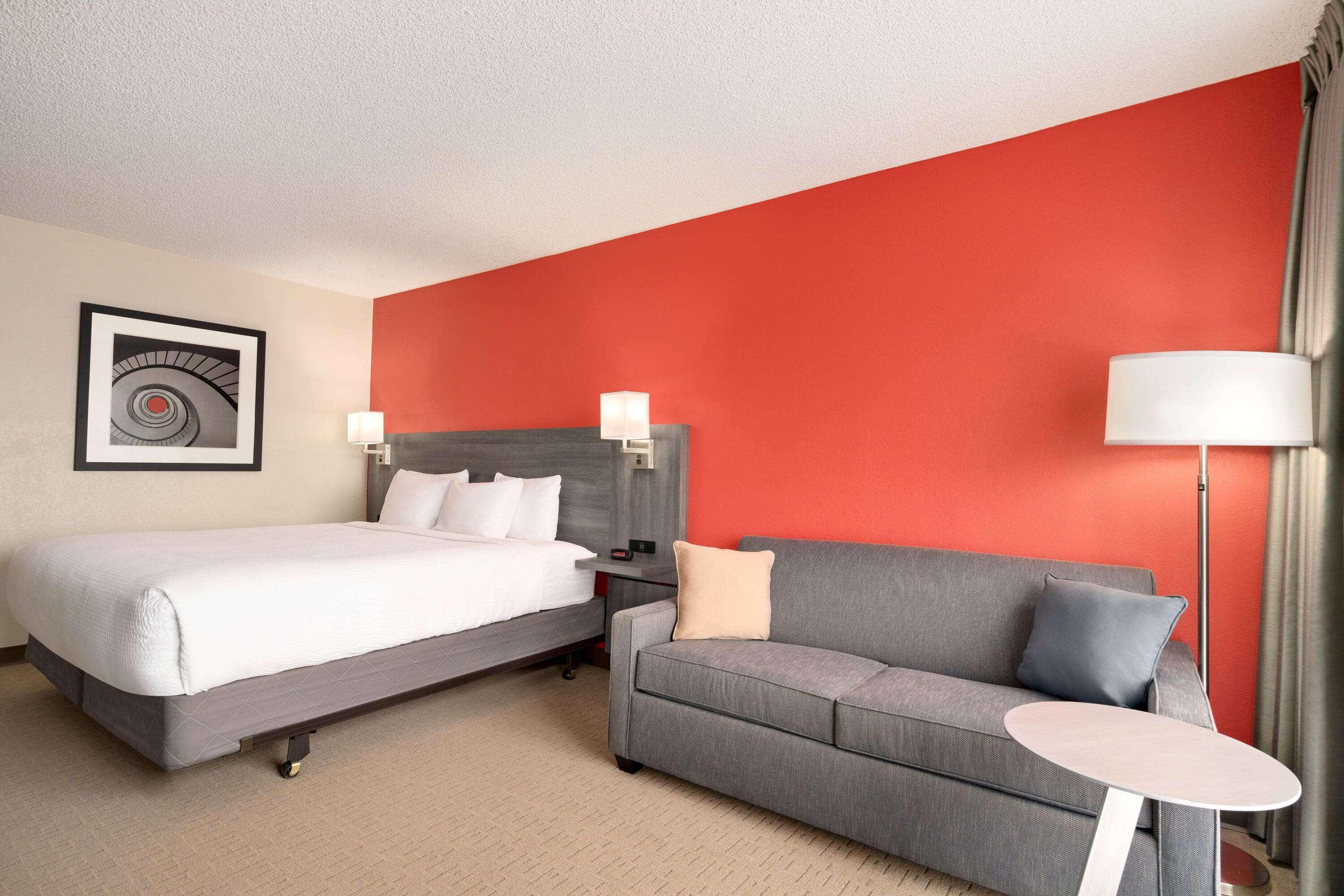 Hotel Ramada By Wyndham Tucson Airport à Drexel Heights Extérieur photo